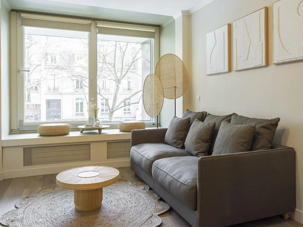 Apartment The Japandi Suite Eiffel Tower Paris Frankreich